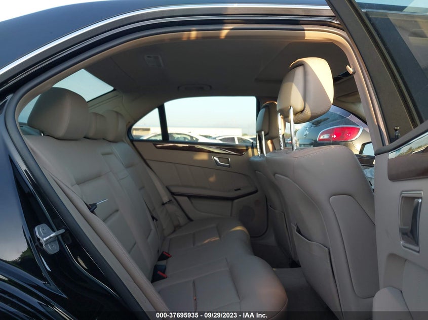 2013 MERCEDES-BENZ E 350 WDDHF5KB9DA709982