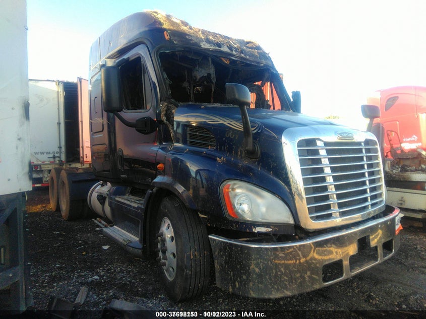 1FUJGHDV0BSBA4801 2011 Freightliner Cascadia 113 auction photo 1