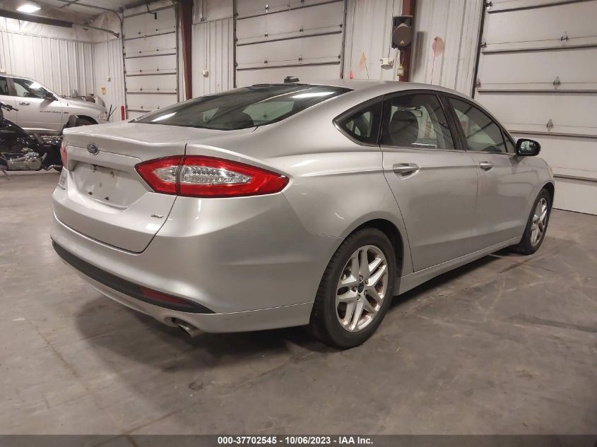 3FA6P0H70FR235570 2015 Ford Fusion Se