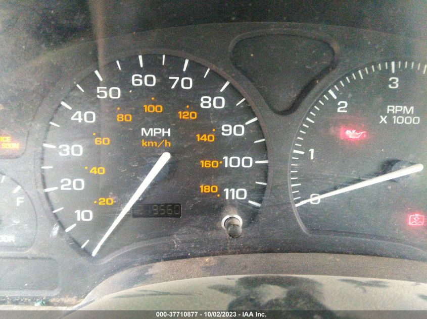 2002 Saturn Sl VIN: 1G8ZH528X2Z310553 Lot: 37710877