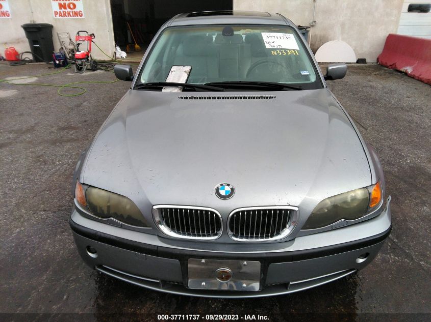 WBAEW53454PN33391 2004 BMW 330Xi