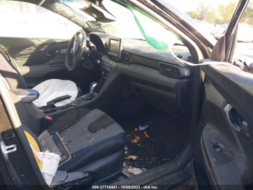 2019 Hyundai Veloster 2.0 VIN: KMHTG6AF0KU016611 Lot: 37715441