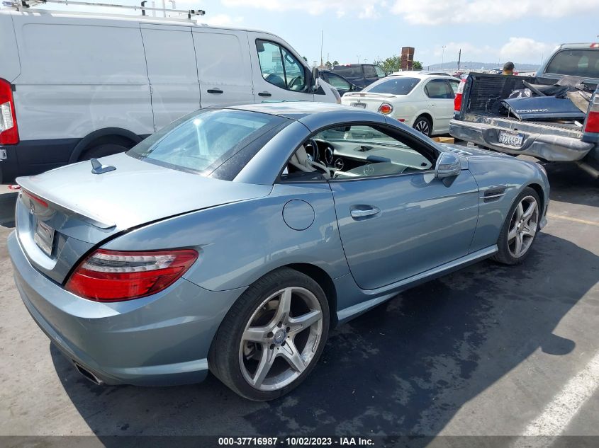 VIN WDDPK4HA5EF079284 2014 Mercedes-Benz SLK-Class,... no.4