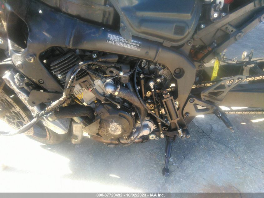 2021 Suzuki Gsx-R1000 R/100Th Anniversary VIN: JS1DM11H3M7100391 Lot: 37720492