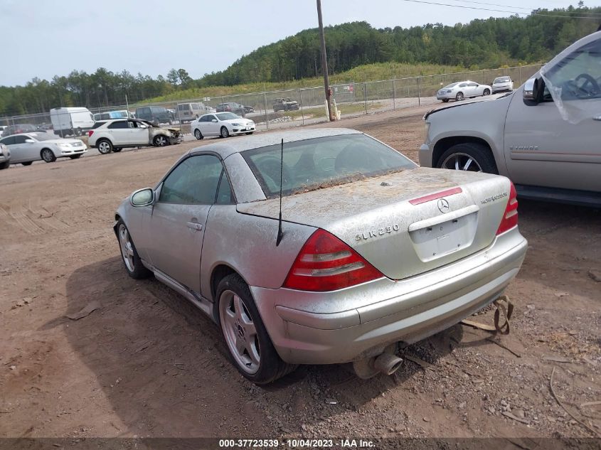 WDBKK49FX3F279832 2003 Mercedes-Benz Slk-Class 2.3L