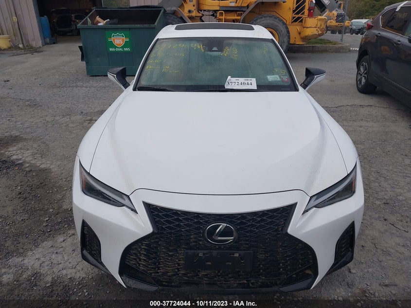 Image 11 of 2023 Lexus IS  salvage vehicle - Lot #37724044 at IAAI