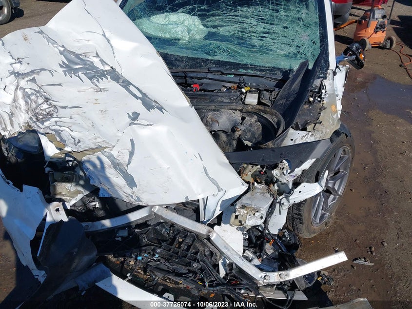 2019 Tesla Model 3 Mid Range/Standard Range/Standard Range Plus/Long Range VIN: 5YJ3E1EA8KF484932 Lot: 37726074