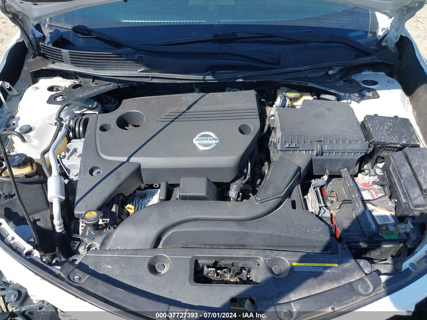 2015 Nissan Altima 2.5/2.5 S/2.5 Sl/2.5 Sv VIN: 1N4AL3AP4FN387419 Lot: 37727393