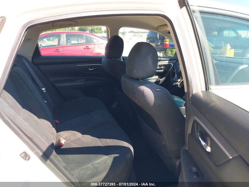 2015 Nissan Altima 2.5/2.5 S/2.5 Sl/2.5 Sv VIN: 1N4AL3AP4FN387419 Lot: 37727393