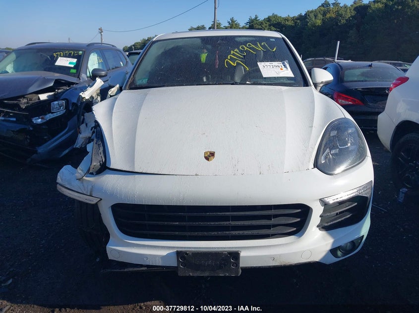2016 PORSCHE CAYENNE E-HYBRID S - WP1AE2A25GLA58310