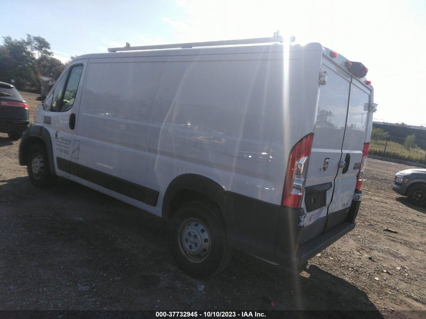 2017 Ram Promaster 1500 Low Roof 136" Wb VIN: 3C6TRVAG2HE521999 Lot: 37732945