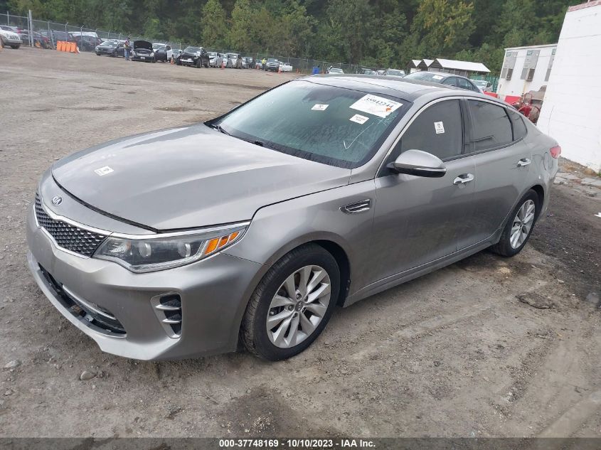 5XXGU4L33HG176440 2017 Kia Optima Ex