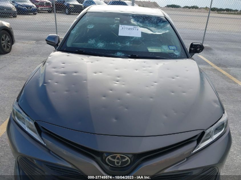 4T1B11HK3JU090932 2018 Toyota Camry Le/Se/Xle/L