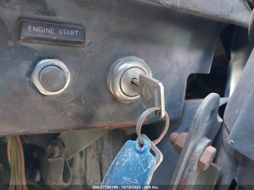 1996 International 8000 8200 VIN: 1HSHGALR1TH296335 Lot: 37750199