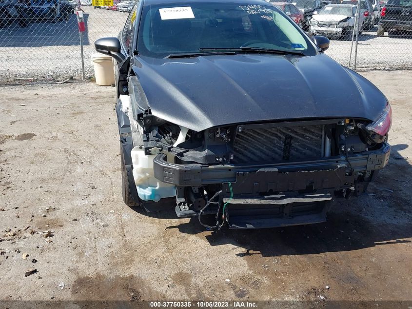 3FA6P0H79JR125660 2018 Ford Fusion Se