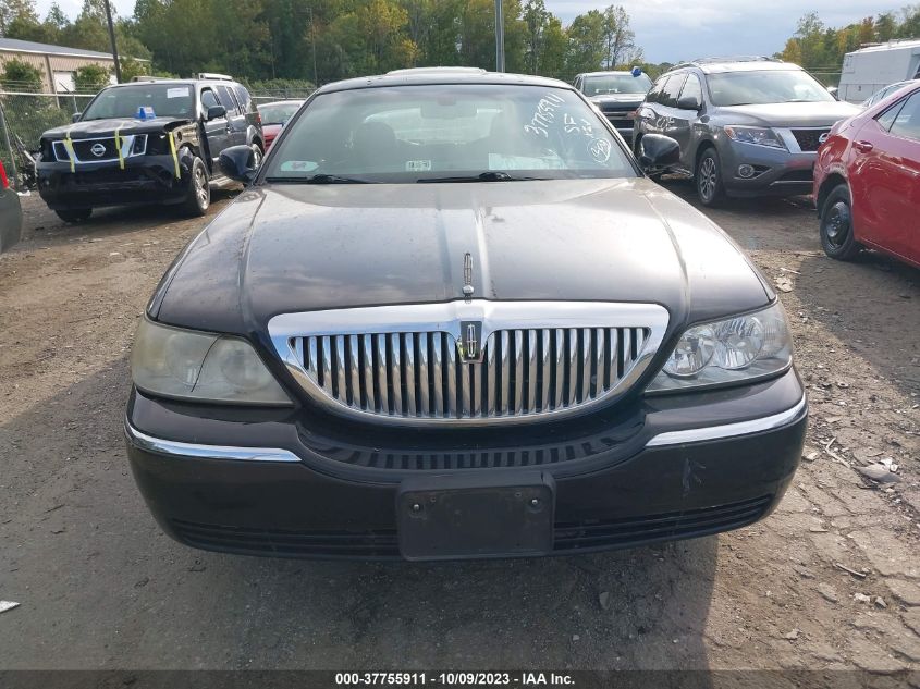 2006 Lincoln Town Car Signature Limited VIN: 1LNHM82V56Y608696 Lot: 37755911