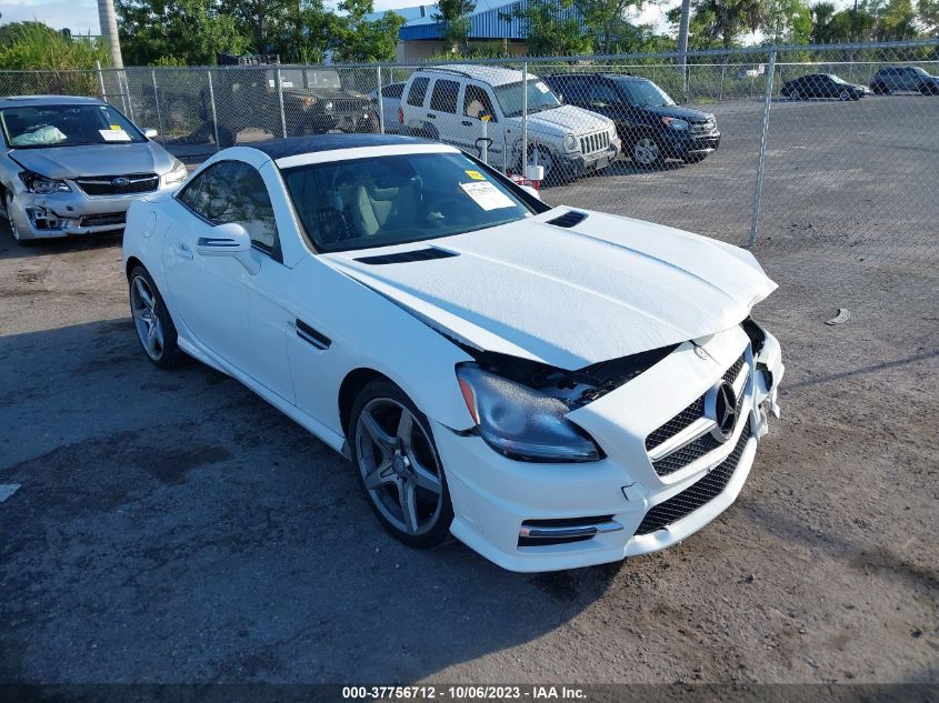 VIN WDDPK4HA6FF109443 2015 Mercedes-Benz SLK-Class,... no.1