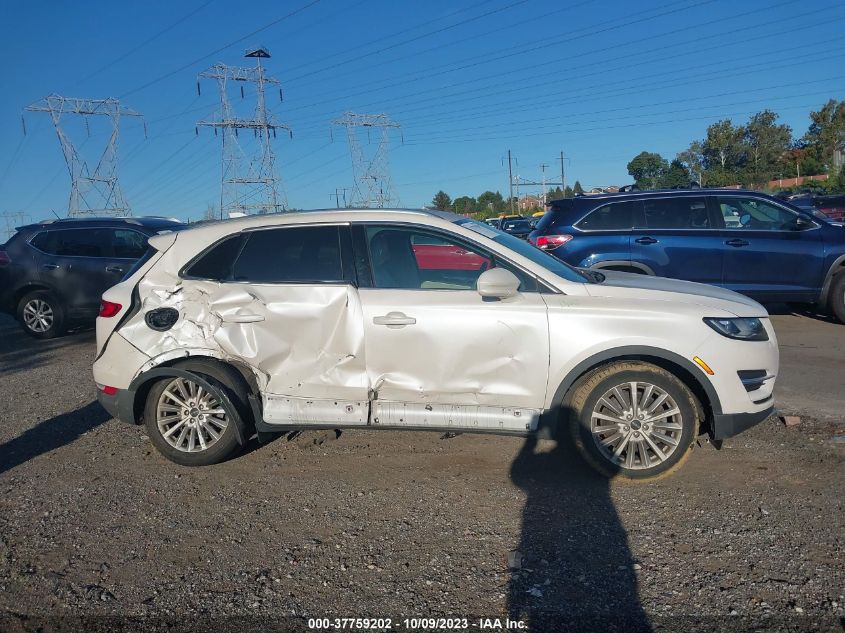 2019 Lincoln Mkc Standard VIN: 5LMCJ1D98KUL34547 Lot: 37759202
