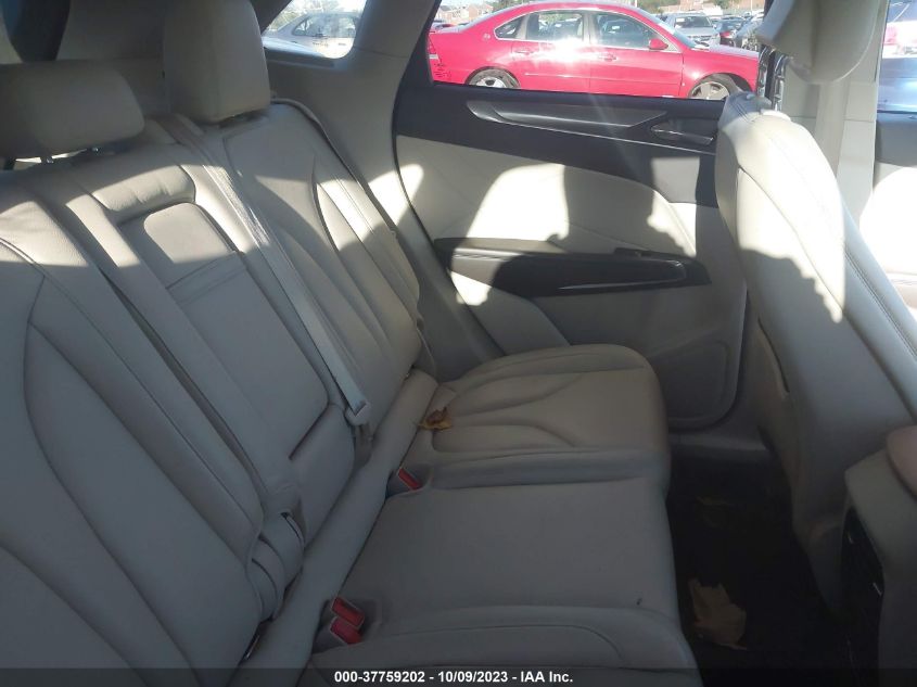 2019 Lincoln Mkc Standard VIN: 5LMCJ1D98KUL34547 Lot: 37759202