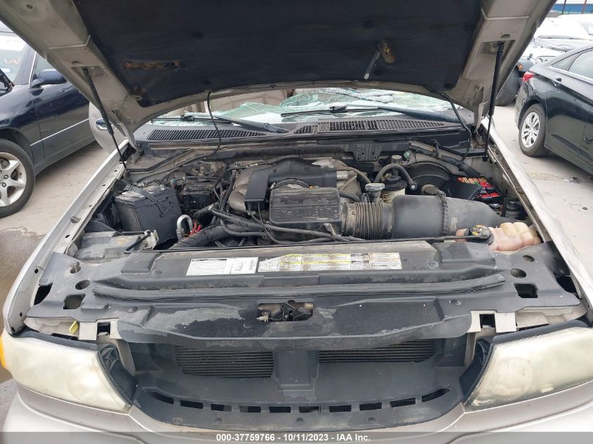 2000 Lincoln Navigator VIN: 5LMEU27A7YLJ38772 Lot: 37759766