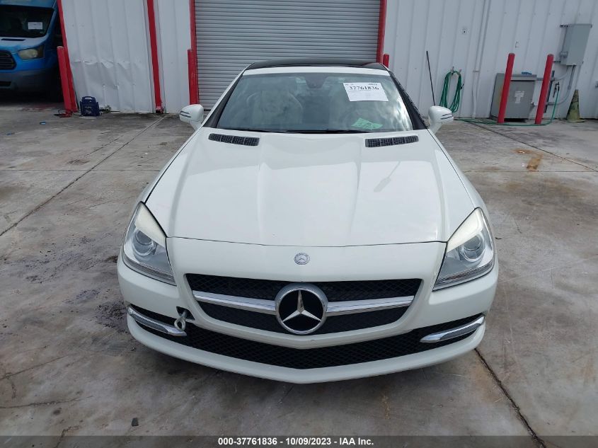 VIN WDDPK4HA7DF057205 2013 Mercedes-Benz SLK-Class,... no.12