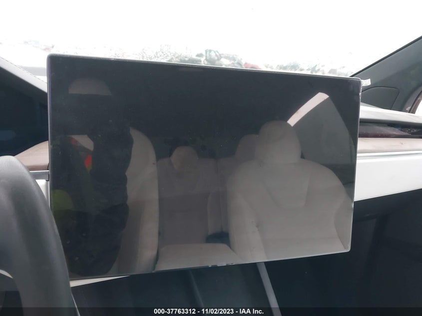 Tesla Model X 2023 -auction- 6