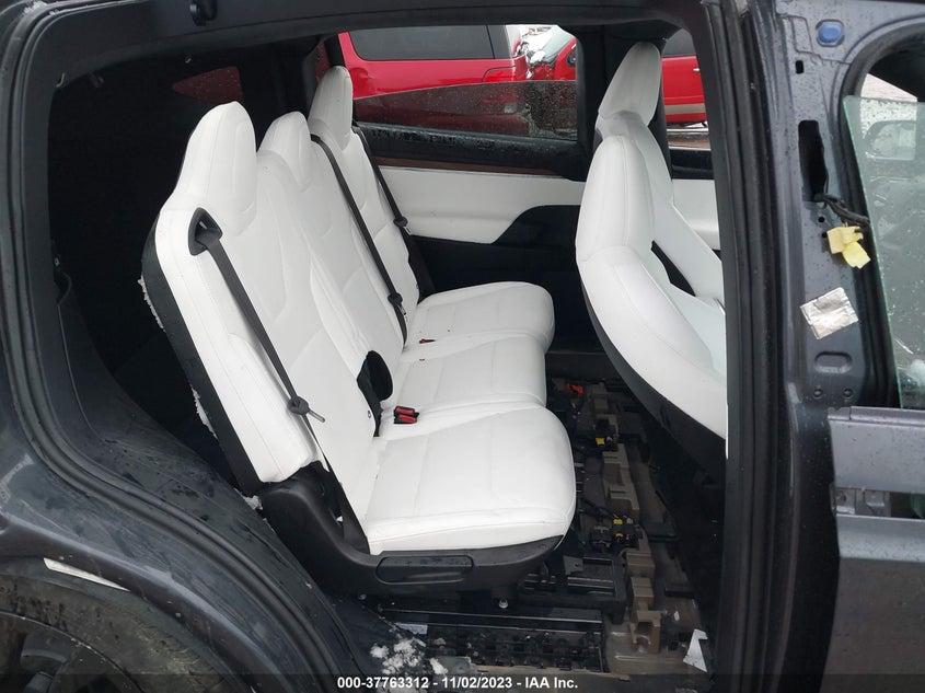 Tesla Model X 2023 -auction- 7