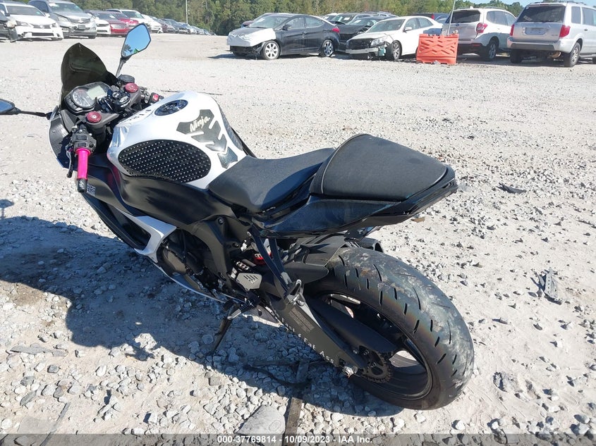 JKBZXJE16DA005915 2013 KAWASAKI ZX photo no. 3