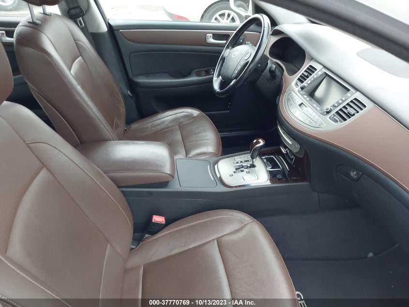 2014 Hyundai Genesis 3.8 VIN: KMHGC4DD2EU260244 Lot: 37770769