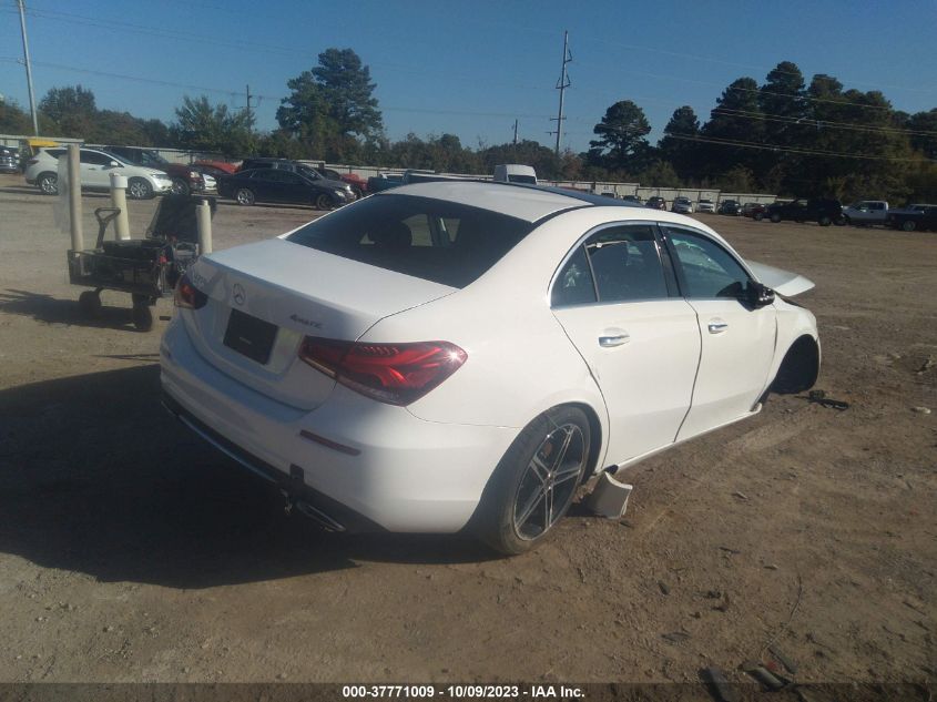 W1K3G4FB6MJ280456 2021 Mercedes-Benz A 220 4Matic