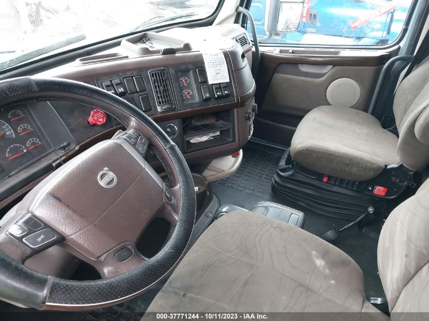 2016 Volvo Vn Vnl VIN: 4V4NC9EH0GN933382 Lot: 37771244
