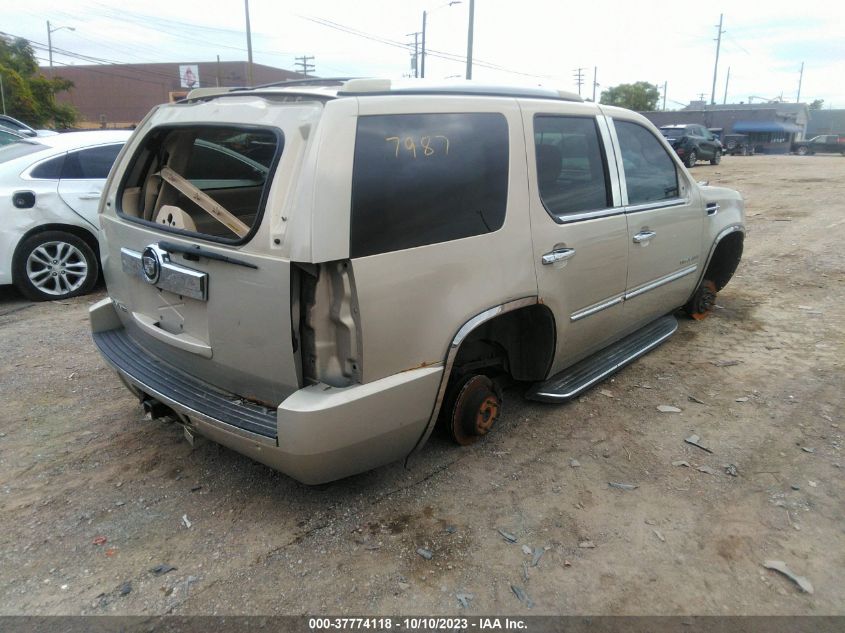 2007 Cadillac Escalade Standard VIN: 1GYFK63877R257987 Lot: 37774118