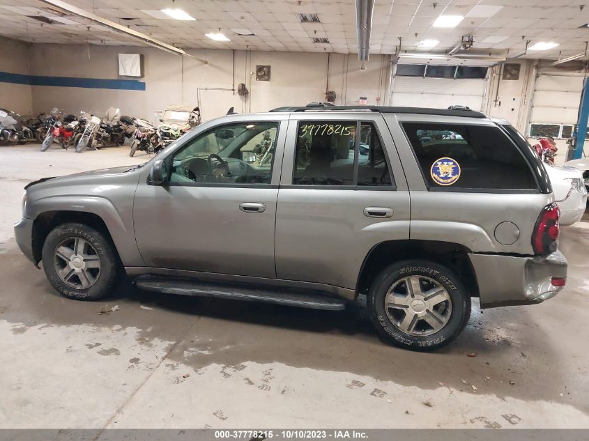 1GNDT13S272103812 2007 Chevrolet Trailblazer Lt