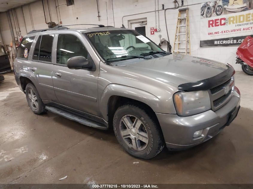 1GNDT13S272103812 2007 Chevrolet Trailblazer Lt