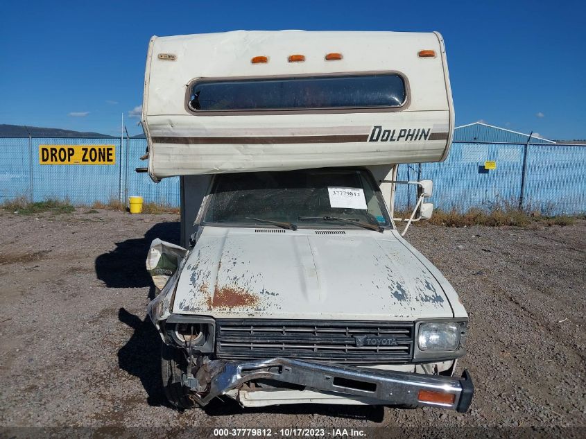 1983 Toyota Pickup / Cab Chassis 1/2 Ton Dlx VIN: JT5RN44D2D1135375 Lot: 40570278