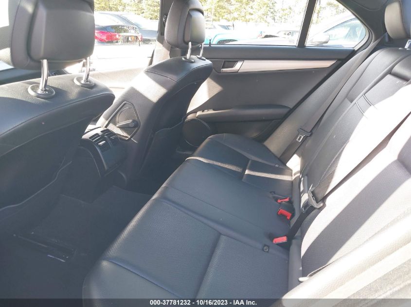 2013 Mercedes-Benz C-Class C 300 VIN: WDDGF8ABXDG135534 Lot: 37781232