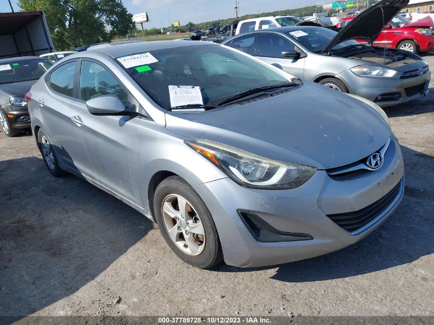 5NPDH4AE2FH588233 2015 Hyundai Elantra Se