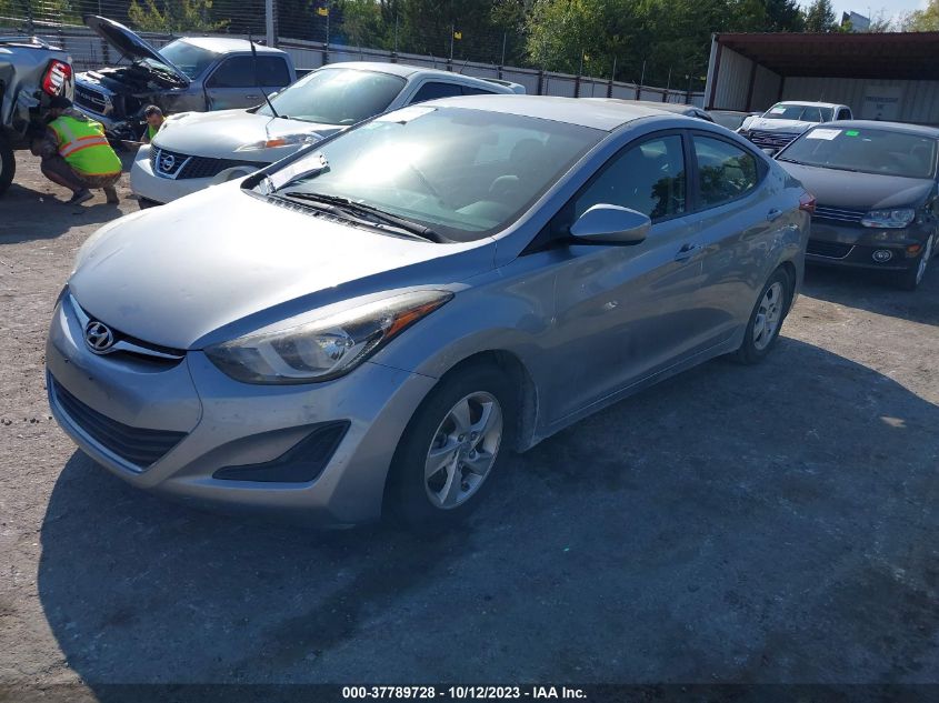 5NPDH4AE2FH588233 2015 Hyundai Elantra Se