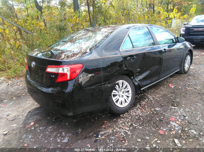 4T4BF1FK1ER420017 2014 Toyota Camry Le