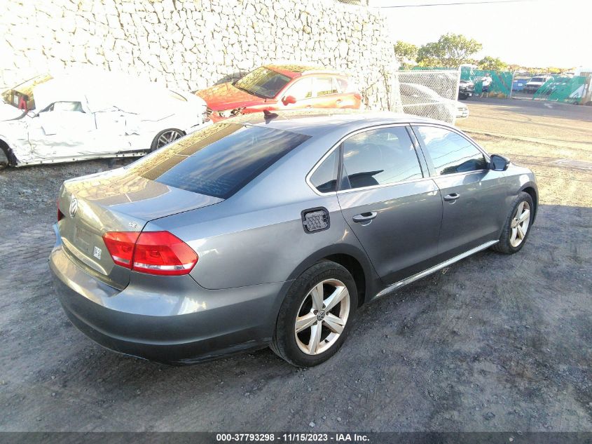 2013 Volkswagen Passat Se W/Sunroof & Nav VIN: 1VWBP7A34DC087280 Lot: 37793298