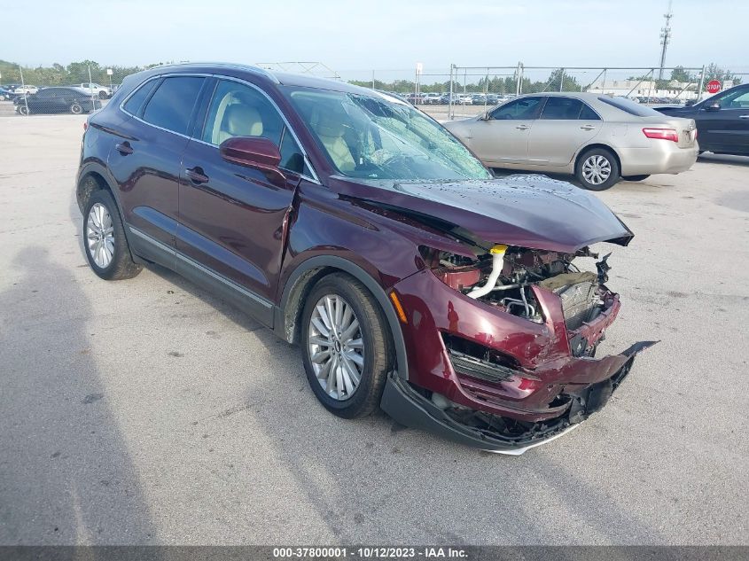 2019 Lincoln Mkc Standard VIN: 5LMCJ1C90KUL44586 Lot: 37800001