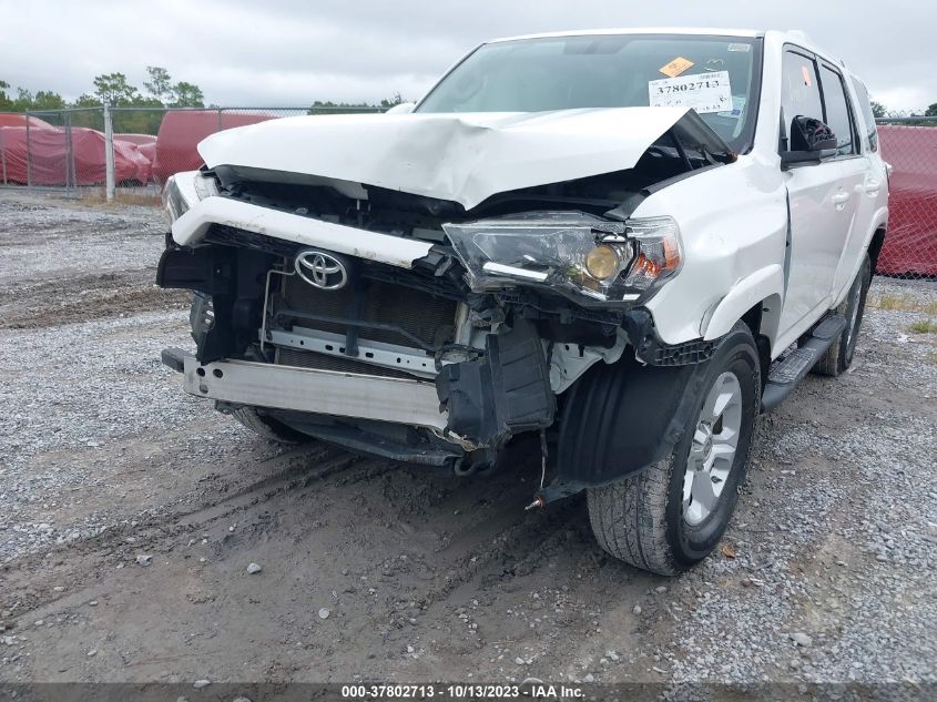 JTEBU5JR9J5610308 2018 Toyota 4Runner Sr5