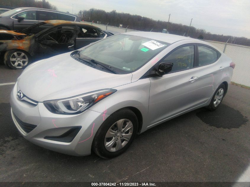 KMHDH4AE5GU517014 2016 Hyundai Elantra Se