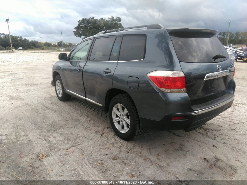 5TDZA3EH8DS035604 2013 Toyota Highlander Base Plus