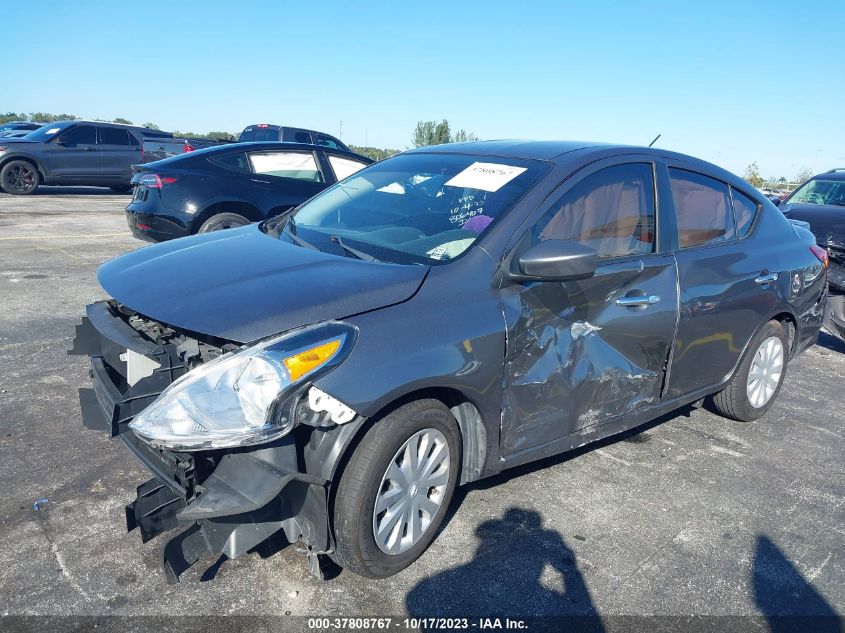 3N1CN7APXKL806407 2019 Nissan Versa 1.6 Sv