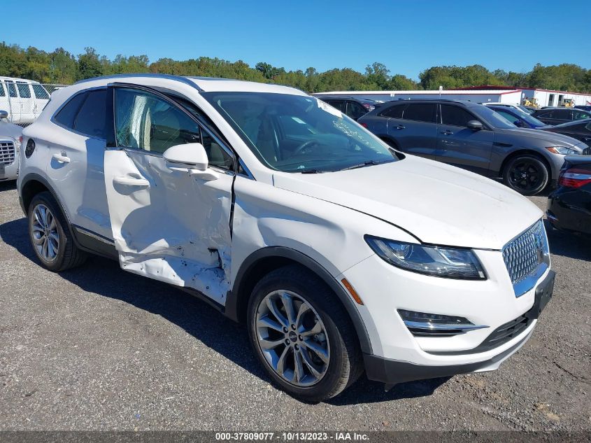 2019 Lincoln Mkc Select VIN: 5LMCJ2D97KUL13193 Lot: 37809077
