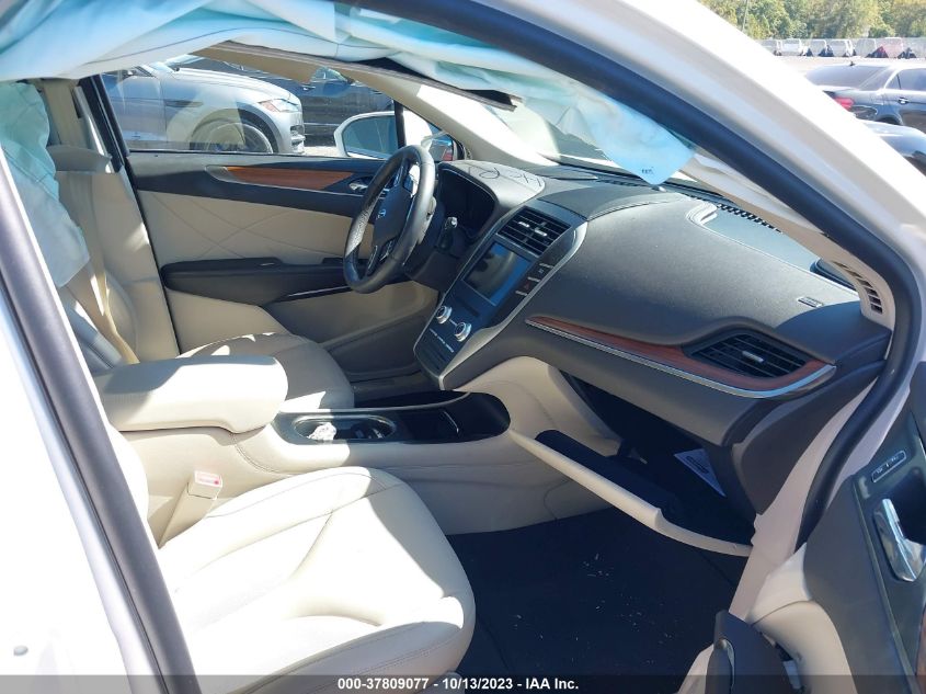 2019 Lincoln Mkc Select VIN: 5LMCJ2D97KUL13193 Lot: 37809077