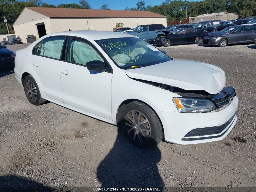 3VWD67AJ4GM350932 2016 Volkswagen Jetta 1.4T Se