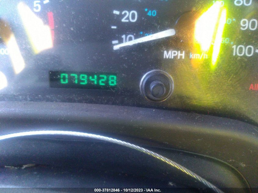 2000 Jeep Wrangler Se VIN: 1J4FA29P5YP704422 Lot: 37812846