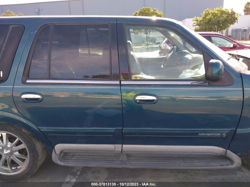 1998 Lincoln Navigator VIN: 5LMRU27L5WLJ27852 Lot: 37813130